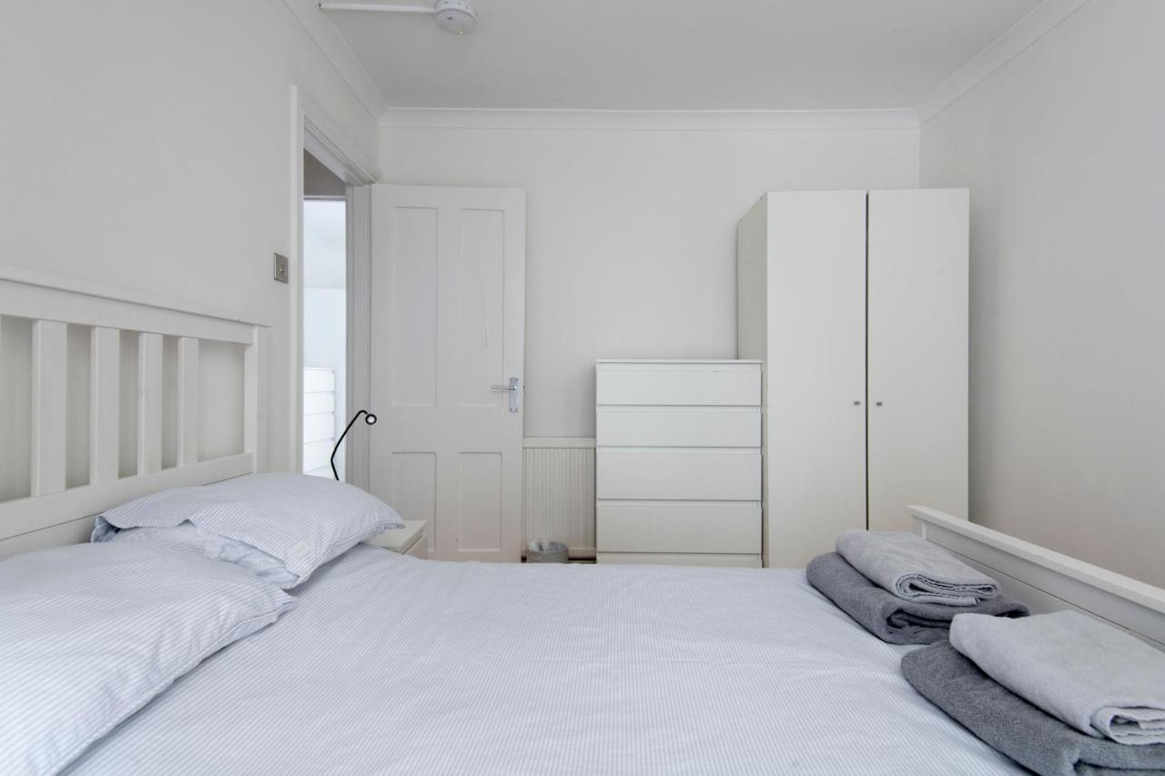 Fantastic 3 Bed Brighton House- Sleeps 6- Superfast Wifi And Garage Exterior foto